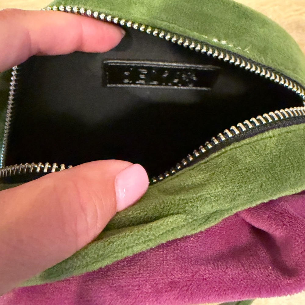 NWOT Dolls Kill Savage Rose Crossbody Bag/Shoulder Bag - Picture 7 of 8